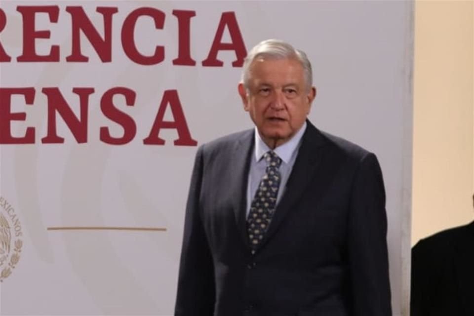 El Presidente dijo en conferencia que, aunque no conocía la iniciativa de Morena sobre la fusión de reguladores, está de acuerdo si significa ahorrar.