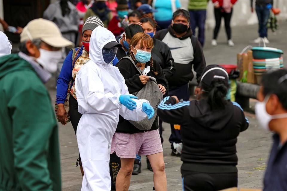 De acuerdo con el Concejo capitalino y la Universidad Central, no se consideró en Quito la logística de procesamiento de pruebas al momento de comprarlas.