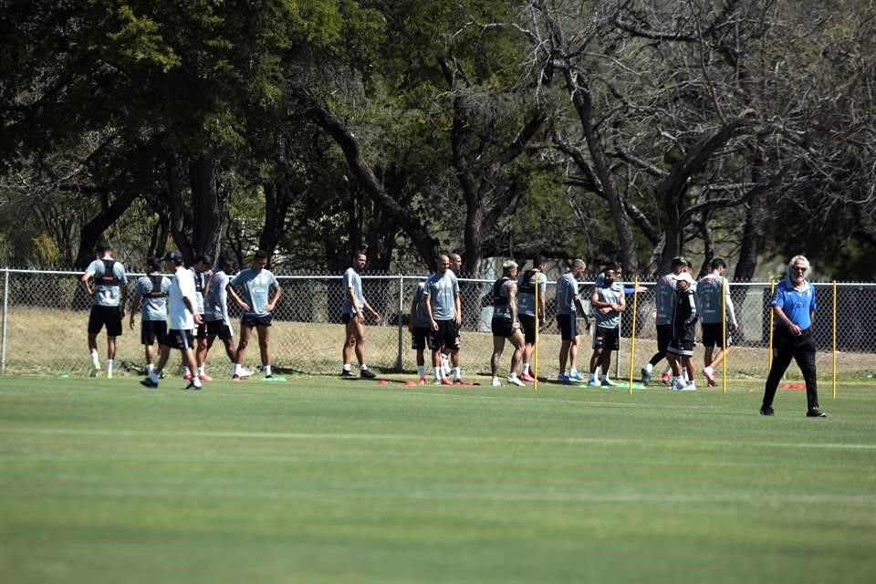 Los felinos regresarán a las prácticas normales en La Cueva, en Zuazua.