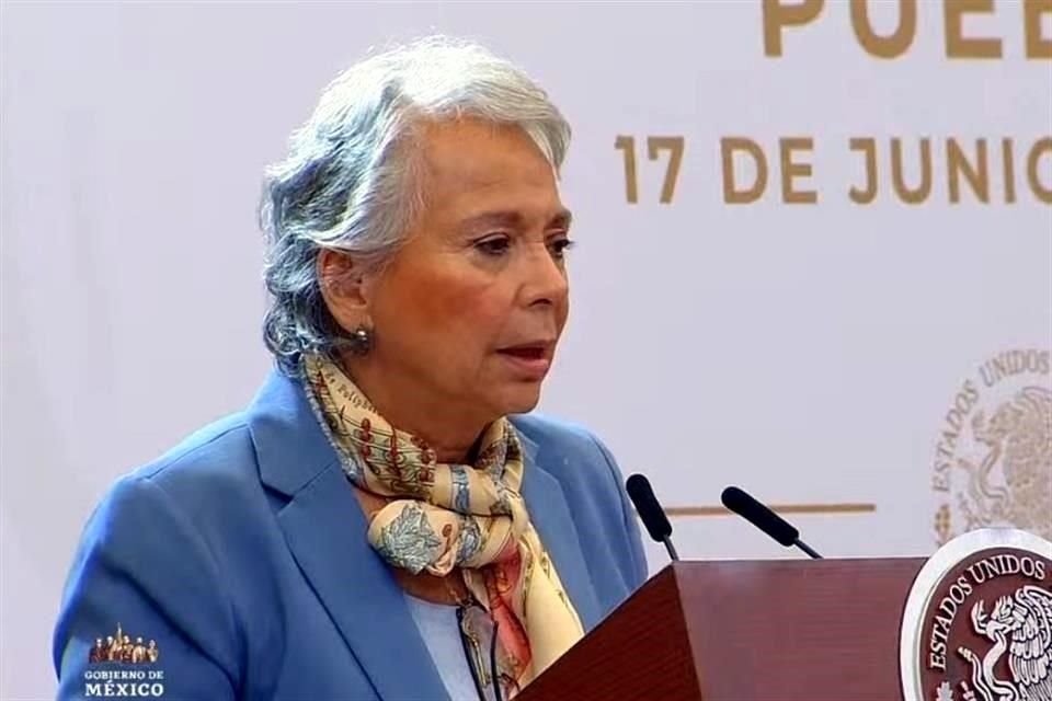 En conferencia con el Presidente López Obrador, la titular de Gobernación lamentó el asesinato del juez Uriel Villegas y su esposa al salir de su domicilio en Colima.