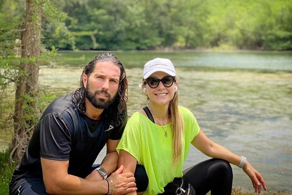 De Nigris también confesó que le había emocionado la llegada de un nuevo integrante a su familia.