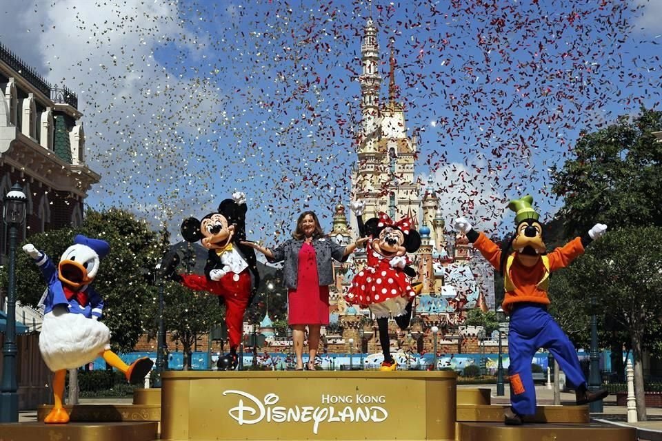 Disneyland Tokio y DisneySea Tokio cerraron a fines de febrero.