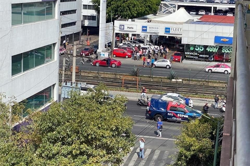 La gente salió a las calles a buscar un lugar seguro, en Tlalpan.