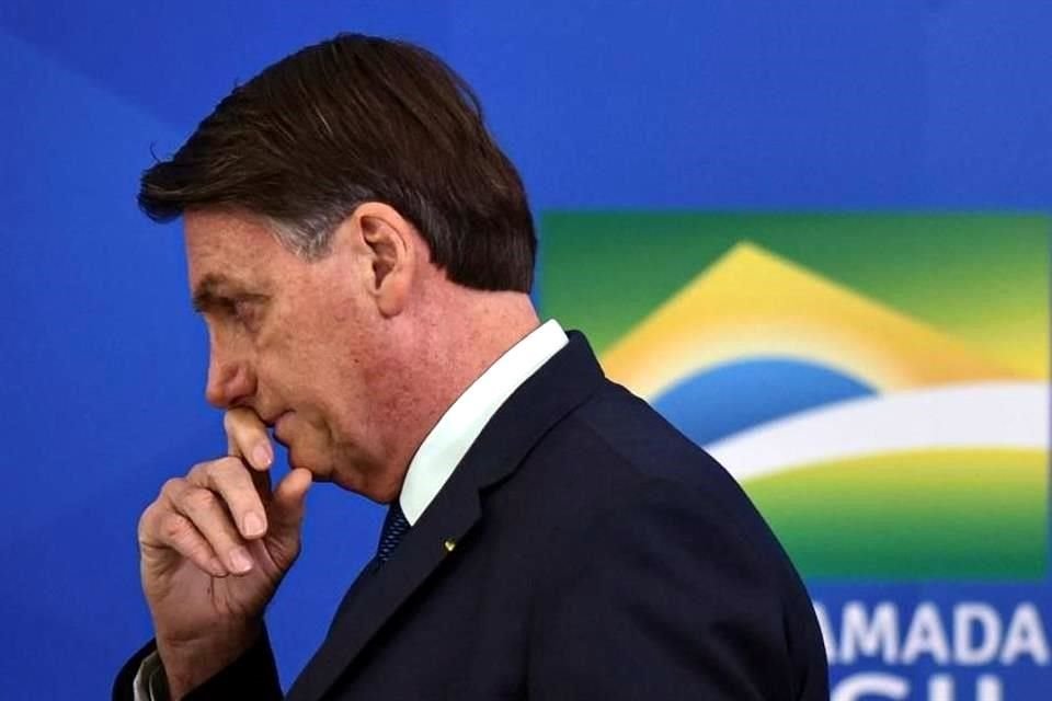 En caso de que se presenten pruebas suficientes contra Bolsonaro, dos tercios de la Cámara de Diputados tendrían que votar a favor de someter el mandatario a juicio político.