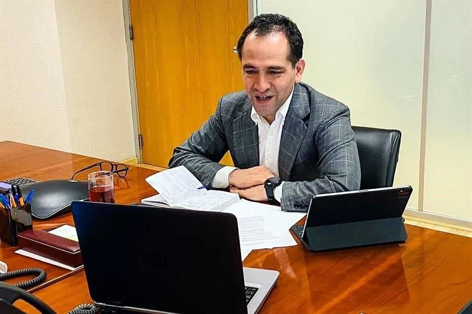 Arturo Herrera, titular de SHCP.