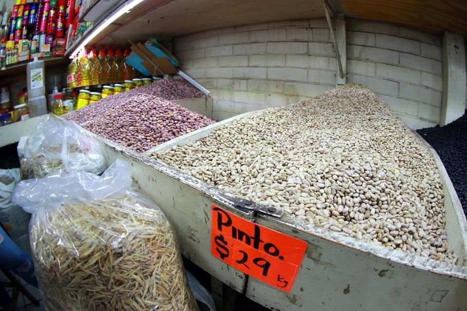 La producción ara el año comercial 2019/2020 se pronostica en 916 mil toneladas, 24.8 por ciento menor que la del año comercial previo.