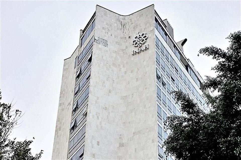 El adeudo ha provocado que el INAH no pague a las empresas contratadas para la restauración de inmuebles.