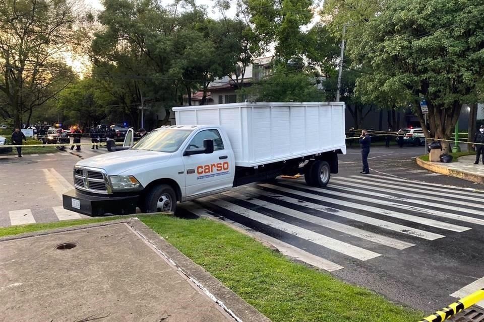 Esta fue la camioneta que usaron atacantes para bloquear.