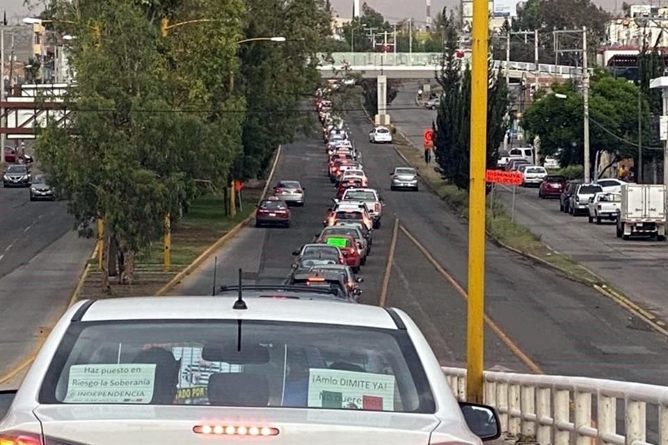 Protesta contra el Presidente AMLO en Aguascalientes.