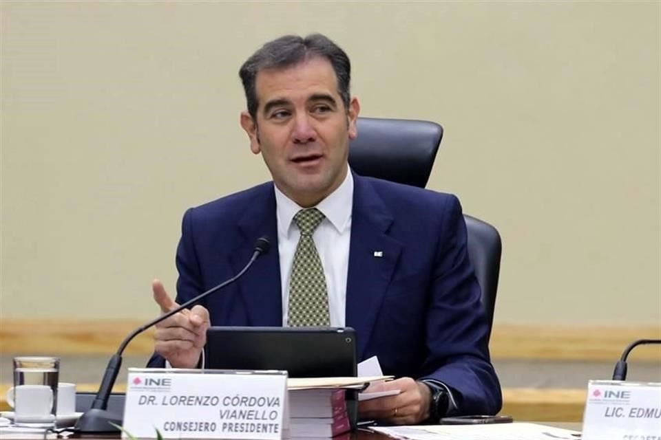 Lorenzo Córdova, presidente del INE, aseguró que el proceso del próximo año requiere de autoridades independientes, autónomas y sólidas.