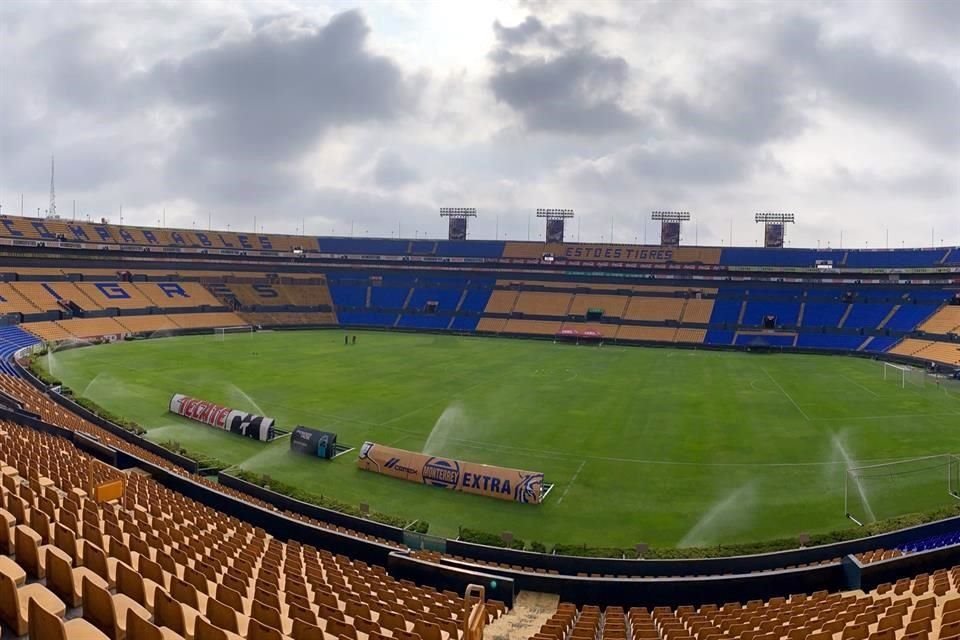 El recinto felino acogió nuevamente una práctica del equipo luego de más de tres meses.