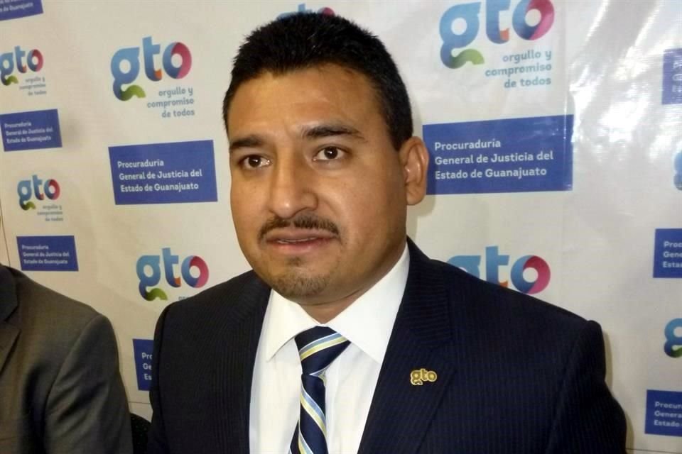 Carlos Zamarripa, Fiscal de Guanajuato, fue llamado por el Congreso del Estado a comparecer mañana viernes tras la matanza de al menos 26 jóvenes en Irapuato.