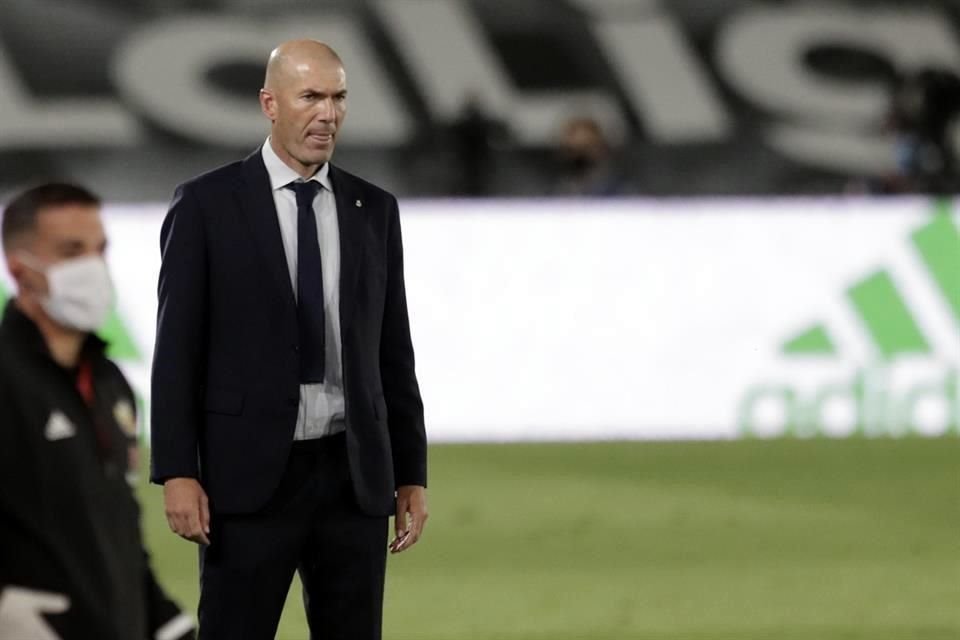 Por momentos Zinedine Zidane mostró desesperación, ya que el Getafe fue más difícil de lo que se esperaba.