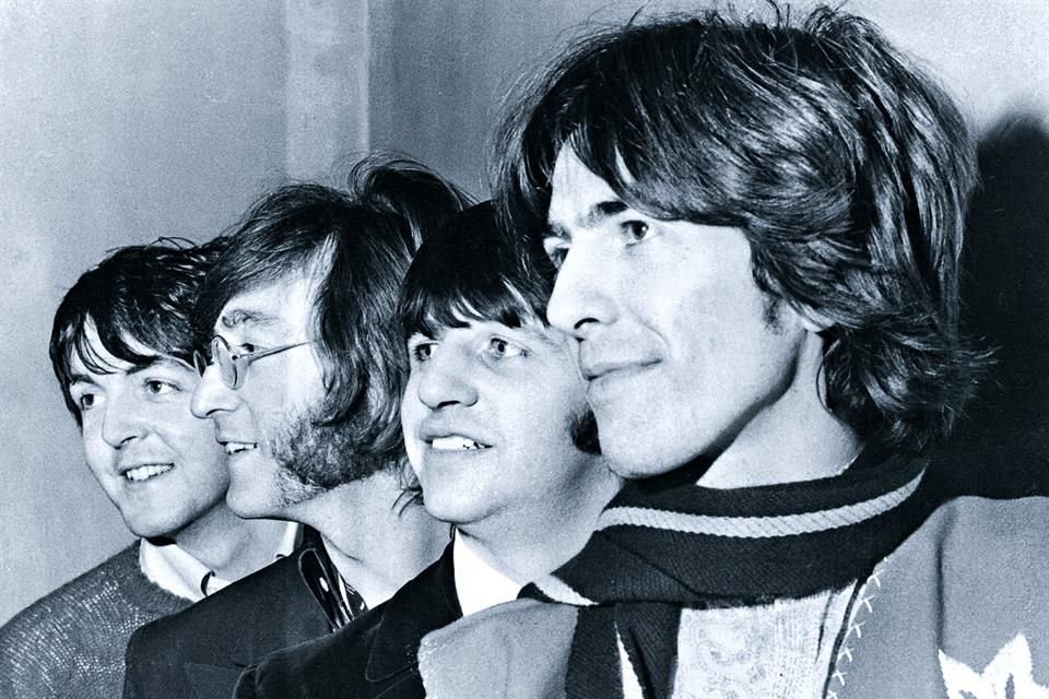 Formó parte de los legendarios Beatles de 1962 a 1970, cuando el grupo se separó.