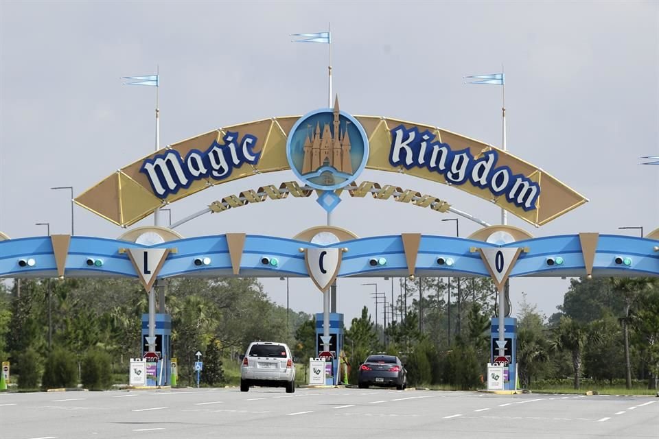 A pesar de los repuntes de coronavirus en Florida, Walt Disney World decidió abrir sus apartados Magic Kingdom y Animal Kingdom este sábado.