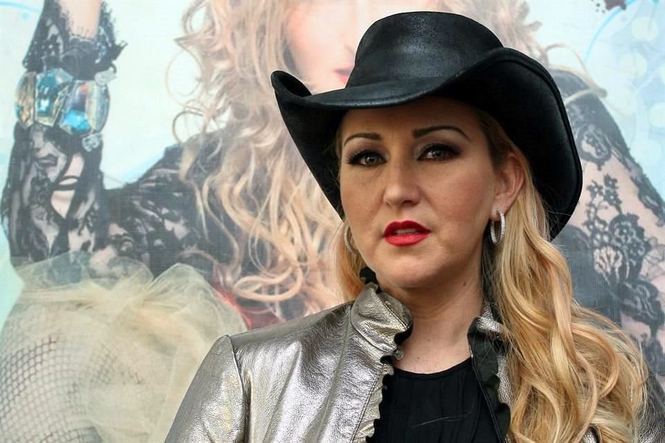 Alicia Villarreal dedicó emotivo mensaje a Cruz Martínez por la pérdida de su padre.