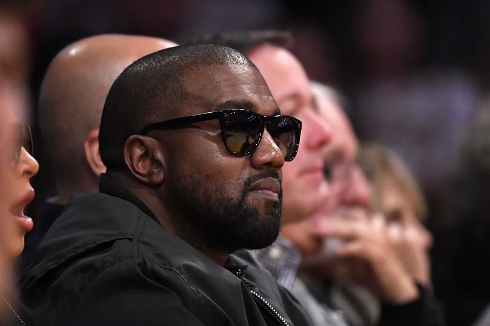 Kanye West apeló por el apoyo de los votantes de Carolina del Sur para que firmaran su petición de incluirlo en su papeleta electoral.