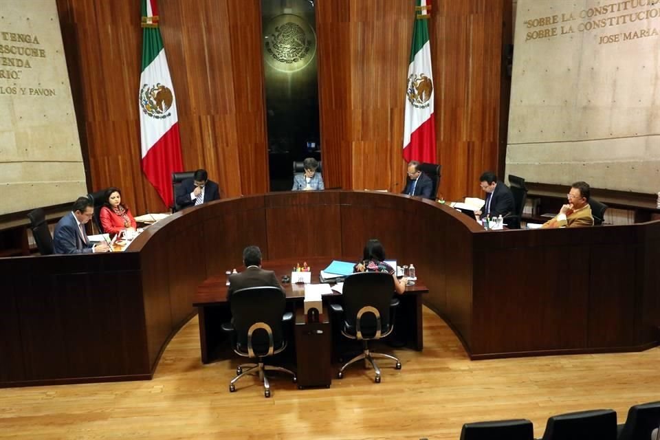 Esta Comisión es un punto de inflexión en el Tribunal e impulsará la transformación institucional, como resultado de factores externos y de aprendizajes internos', dijo el Magistrado Reyes.