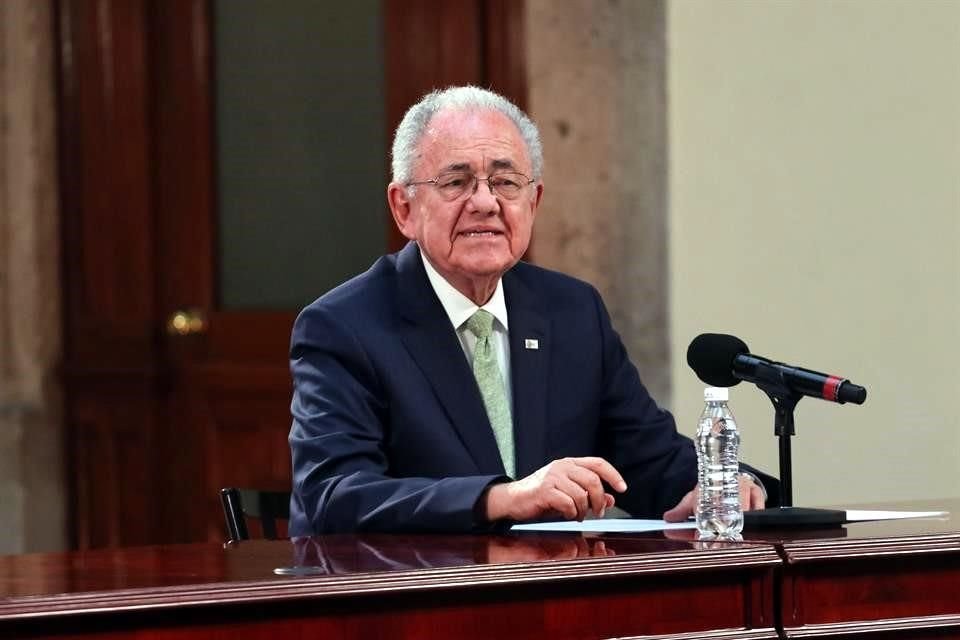 Javier Jiménez Espriú, Secretario de Comunicaciones y Transportes en una conferencia en Palacio Nacional en mayo pasado.