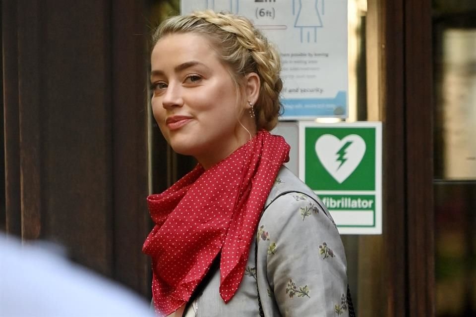 Amber Heard testificó este martes en el juicio de Johnny Depp contra The Sun, donde negó un amorío extramarital con Elon Musk y dijo que James Franco la vio llena de golpes en 2016.