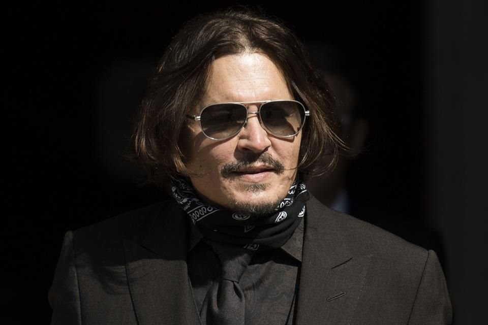 Johnny Depp estuvo presente durante los testimonios de su ex esposa en el juicio.