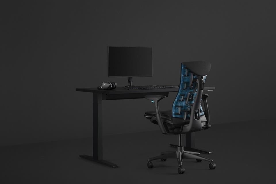 Los escritorios Herman Miller Motia, Ratio y Nevi Gaming fomentan el movimiento regular y permiten a los usuarios cambiar de posturas para aumentar la energía y eficiencia.