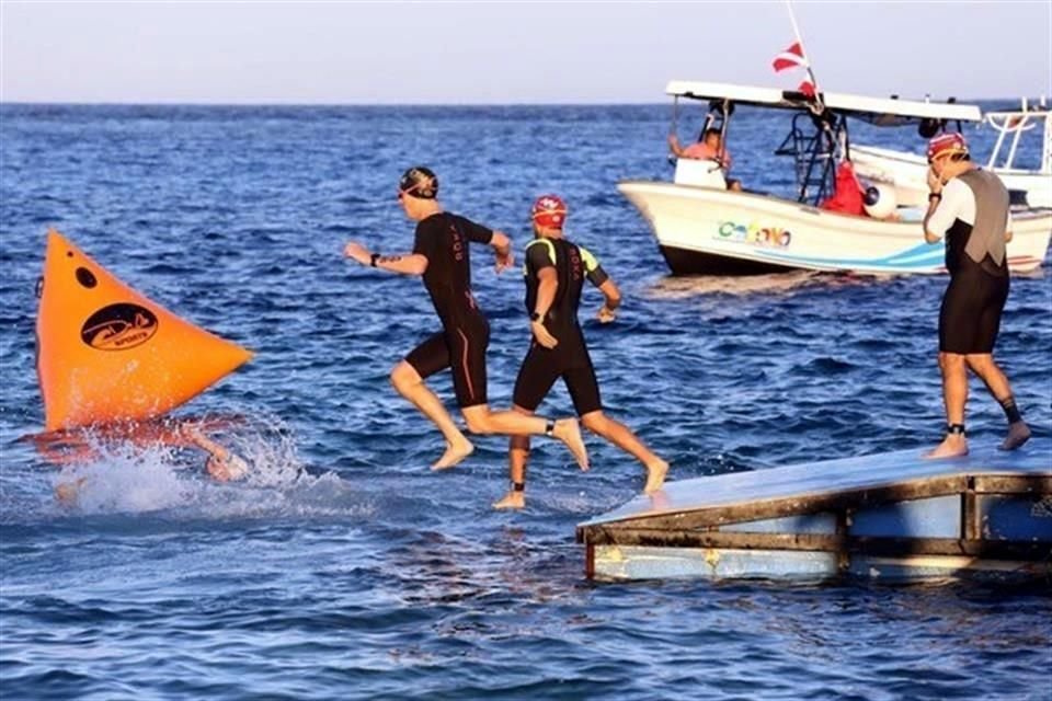 Dos mil, 200 deportistas participaron el año pasado en el Ironman Cozumel.