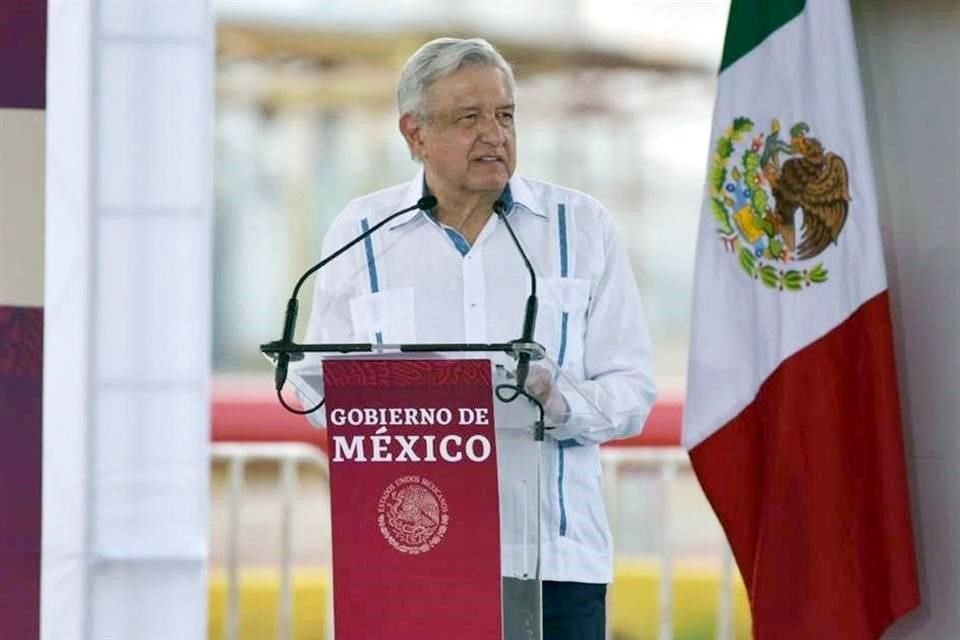 El Mandatario se encuentra de gira en Salina Cruz, Oaxaca.