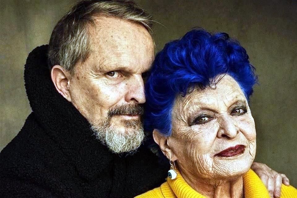 Miguel Bosé realizó un homenaje a su madre, quien falleció este año.