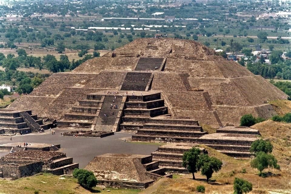 Pirámide de la Luna, origen de diseño de Teotihuacán