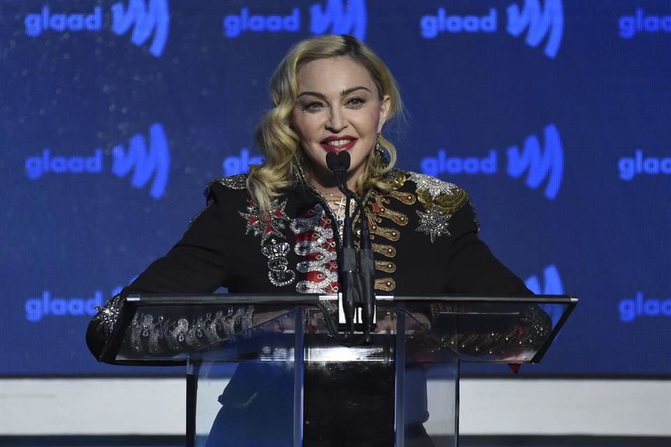 Madonna fue criticada y censurada por un video que publicó en el que se afirma que ya existía desde hace meses una cura para el coronavirus.