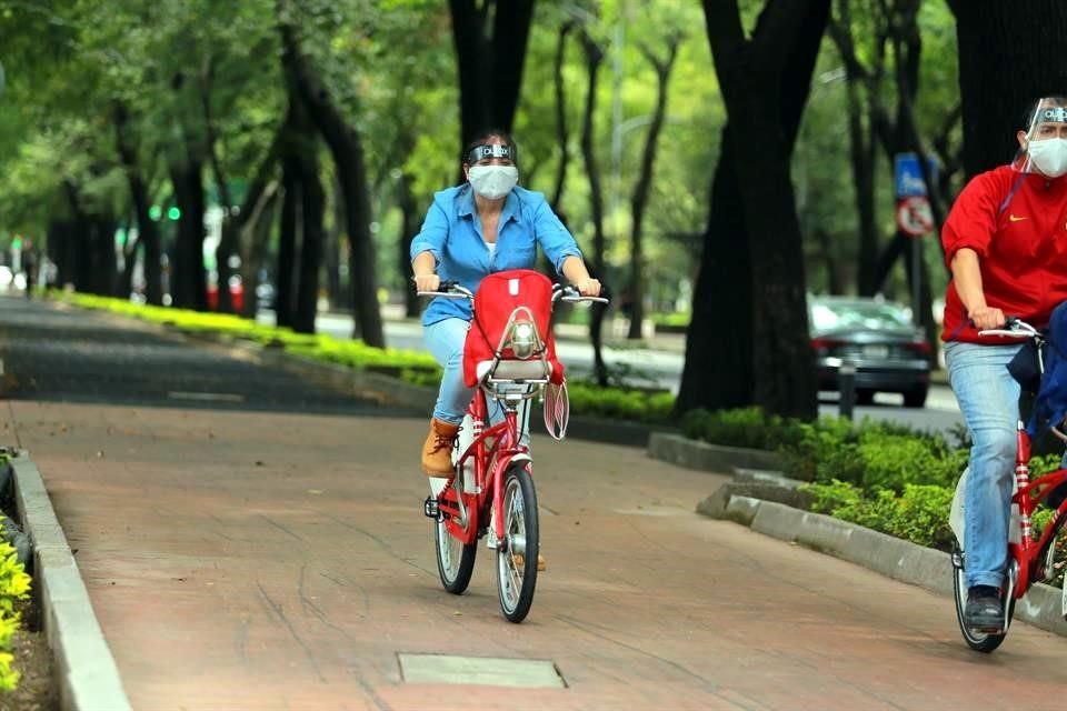 El préstamo gratuito y la membresía semestral sirven para atraer a nuevos usuarios.