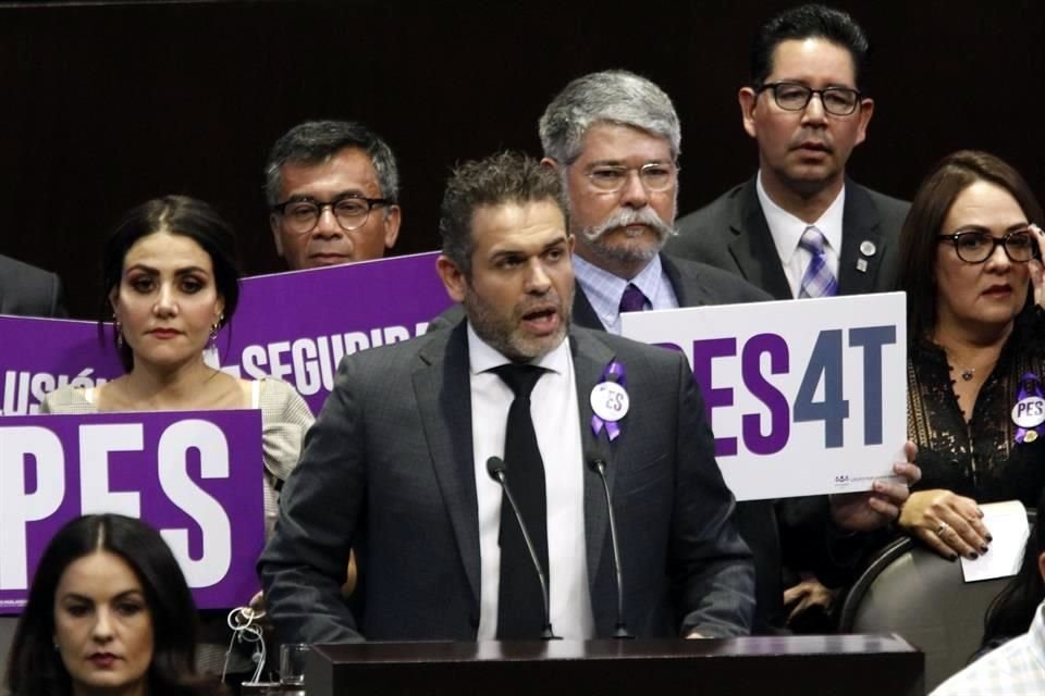 Jorge Arturo Argüelles, coordinador de los diputados del PES.