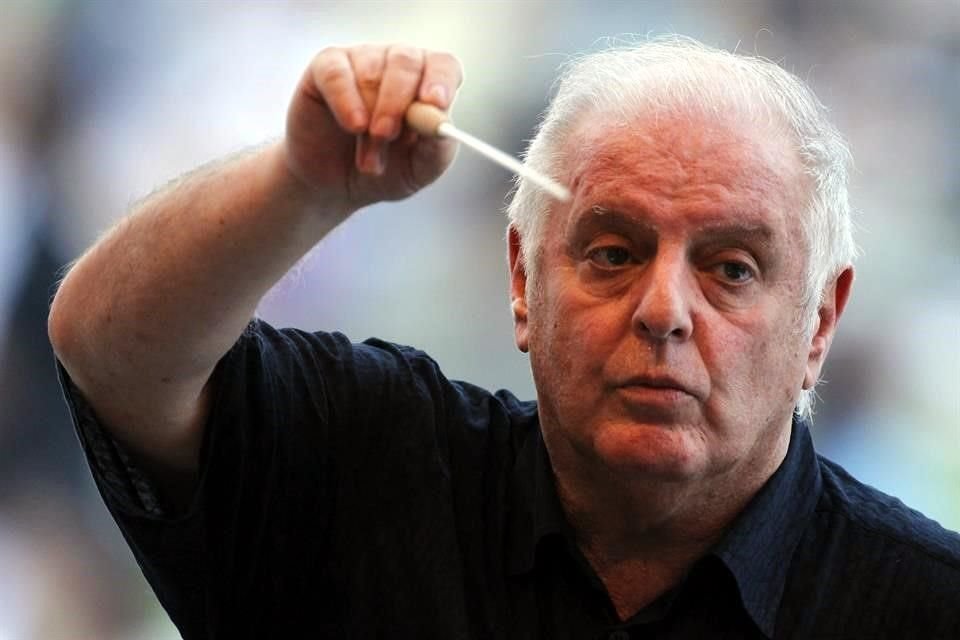 Al hablar de la programación del concierto Staatsoper für alle, cuya primera parte es un homenaje a España, el director Daniel Barenboim destacó la gran cantidad de compositores inspirados en el país ibérico.