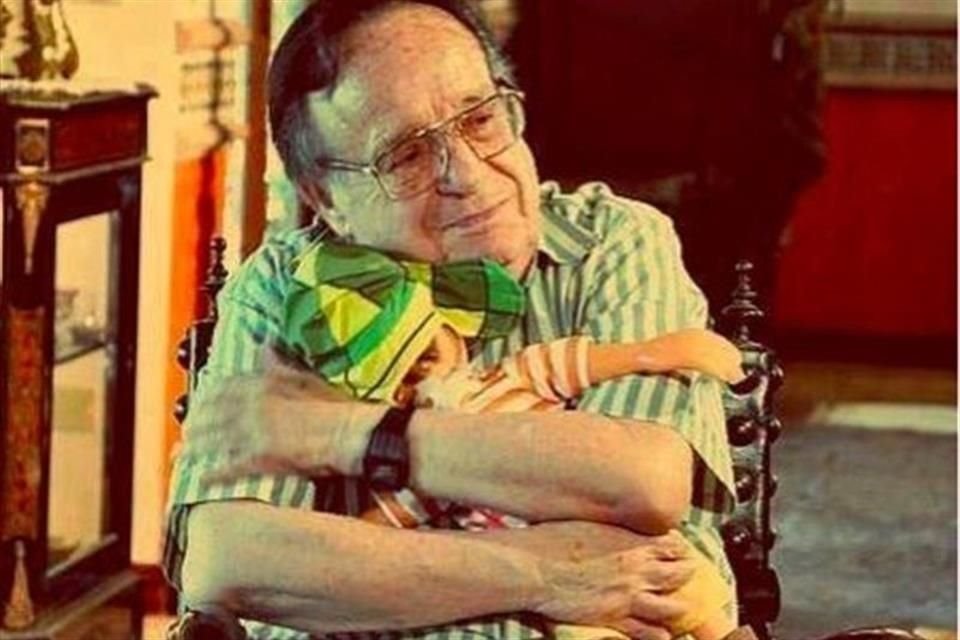 'Chespirito' fue creado por el fallecido director, productor y actor mexicano Roberto Gómez Bolaños.