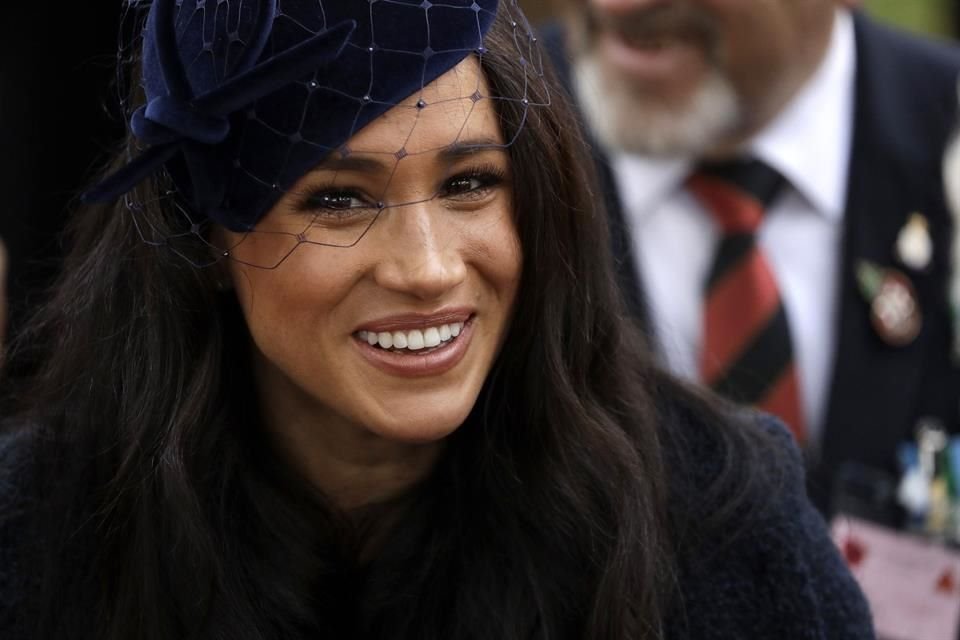 La Duquesa Meghan Markle logró que las identidades de los amigos que salieron en defensa suya en entrevistas de People se mantuvieran privadas.