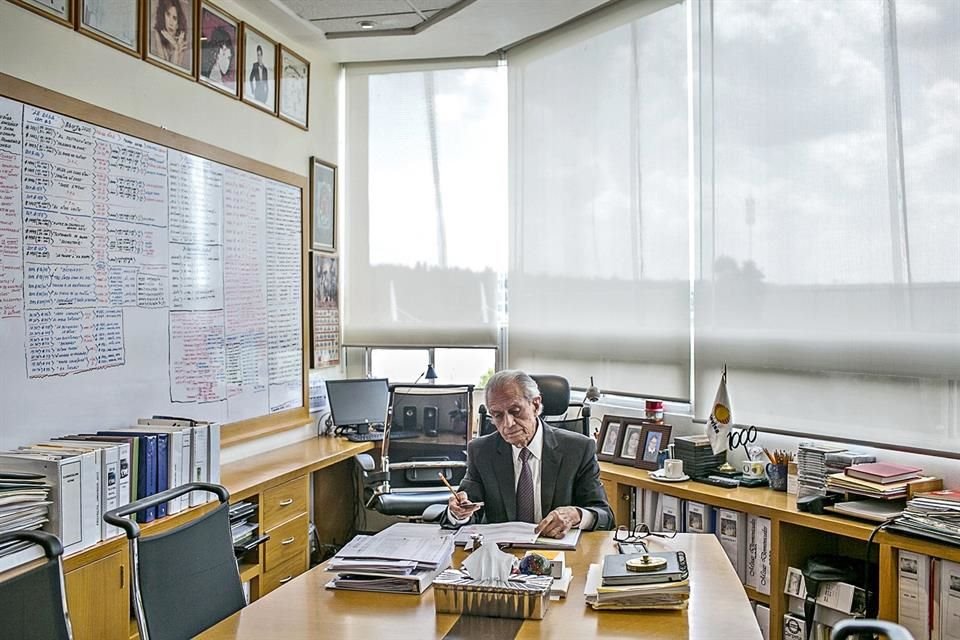 Miguel Ángel Herros, productor ejecutivo de 'La Rosa de Guadalupe'.