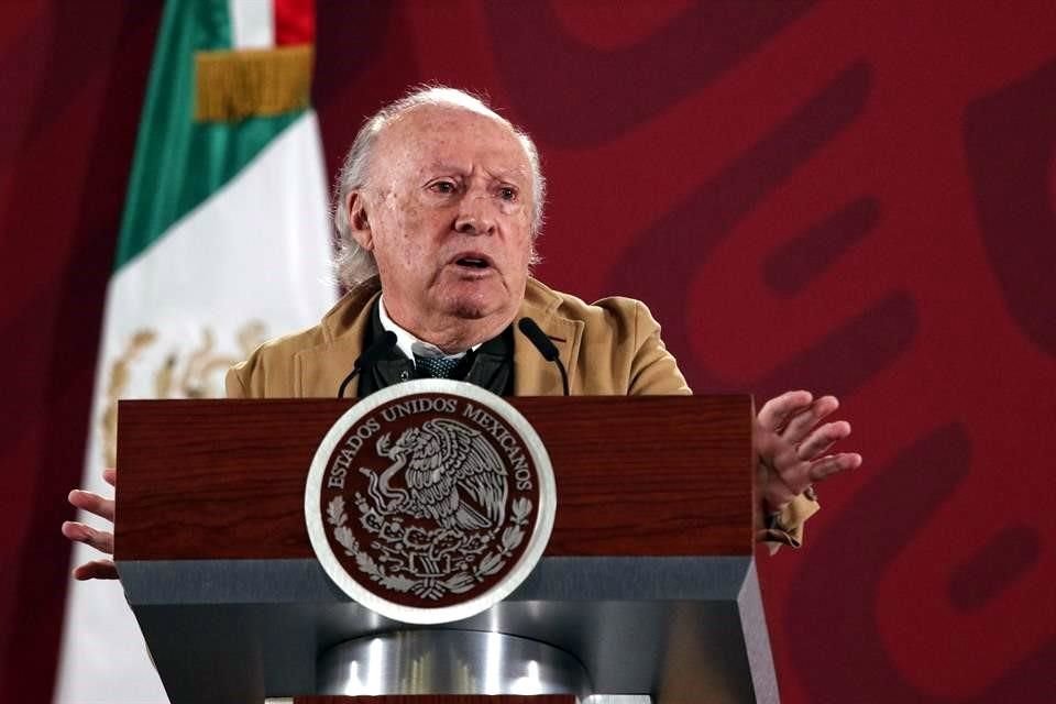 Víctor Toledo, ex titular de Semarnat.