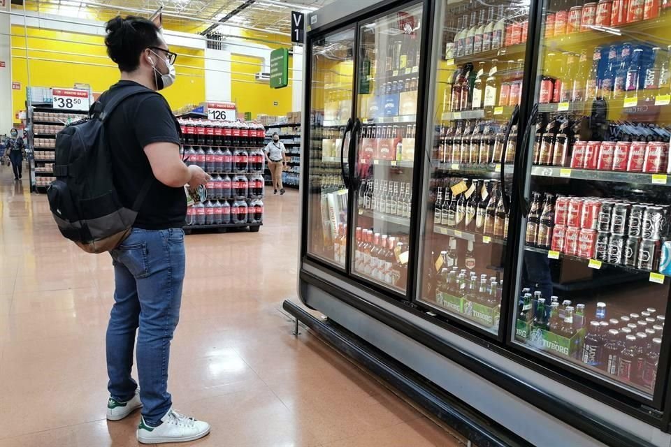 Pese a la jornada electoral, el Ayuntamiento de Zapopan no restringirá la venta de bebidas alcohólicas el próximo domingo.