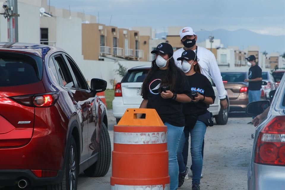 La banda tocará en un escenario de 360 grados solamente para fans en vehículos.