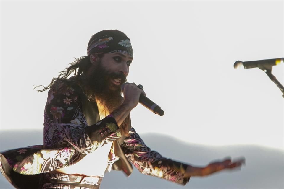 Las bromas entre los integrantes y el público tampoco faltaron.