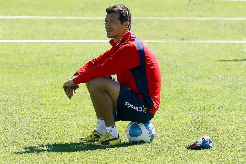 Jared Borgetti narró los extenuantes entrenamientos de Marcelo Bielsa y cómo los capacitaba para analizar a los rivales.