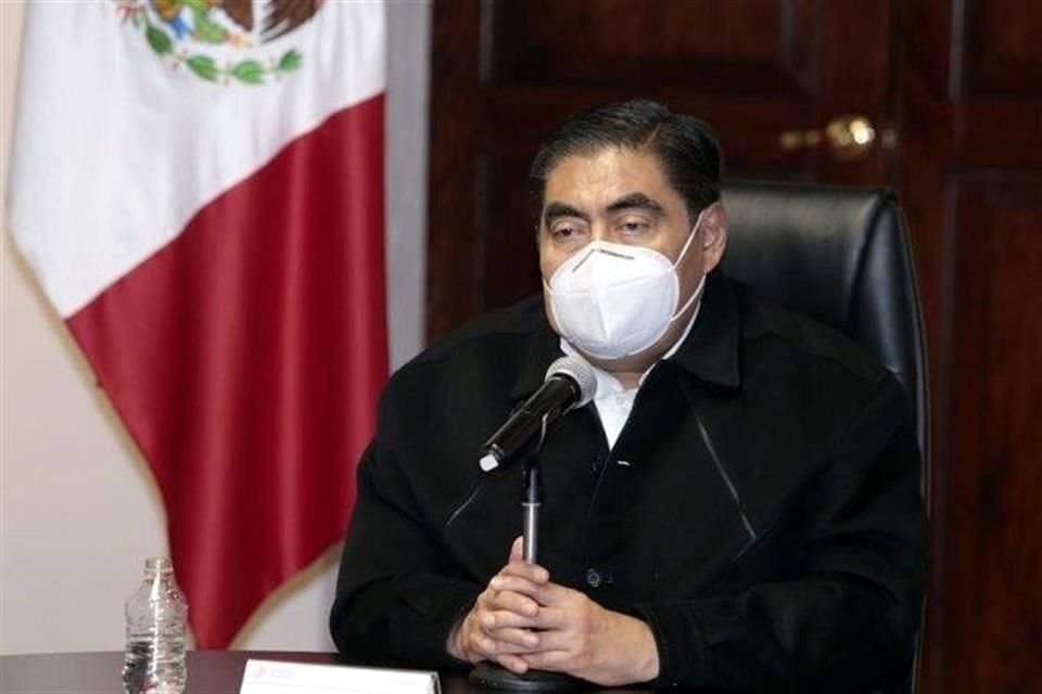 El Gobernador poblano en videoconferencia.