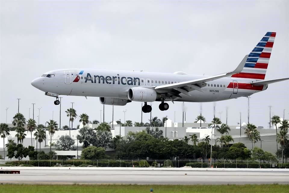 La aerolínea dijo que no espera que la demanda de viajes se recupere en años.