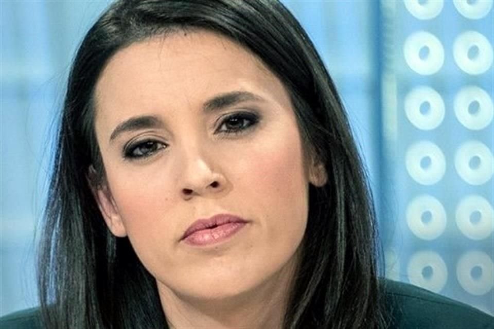 La Ministra Irene Montero pidió a las comunidades que cerraran los prostíbulos para proteger a las mujeres que ahí trabajan.