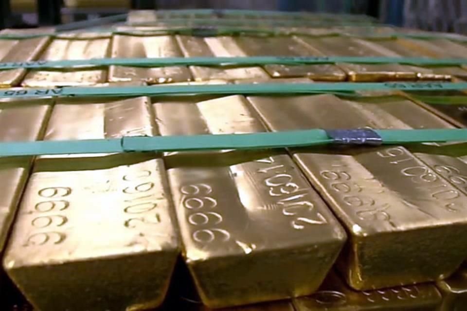 A principios de agosto, el oro alcanzó un precio máximo de 2 mil 072.50 dólares la onza.