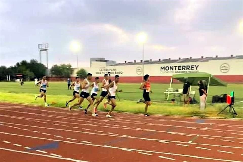 La Ciudad Deportiva Monterrey albergó el primer chequeo nacional de fondo a los mejores fondistas de México.