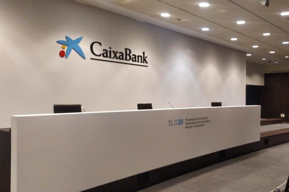 CaixaBank cuenta con activos por más de 445 mil millones de euros.