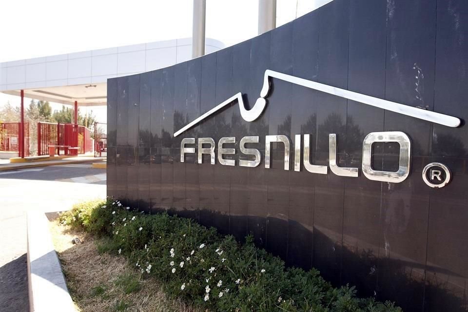 Grupo Fresnillo, principal productor mundial de plata, dijo que, tras conocer la transacción ha considerado cuidadosamente su posición en MAG Silver.