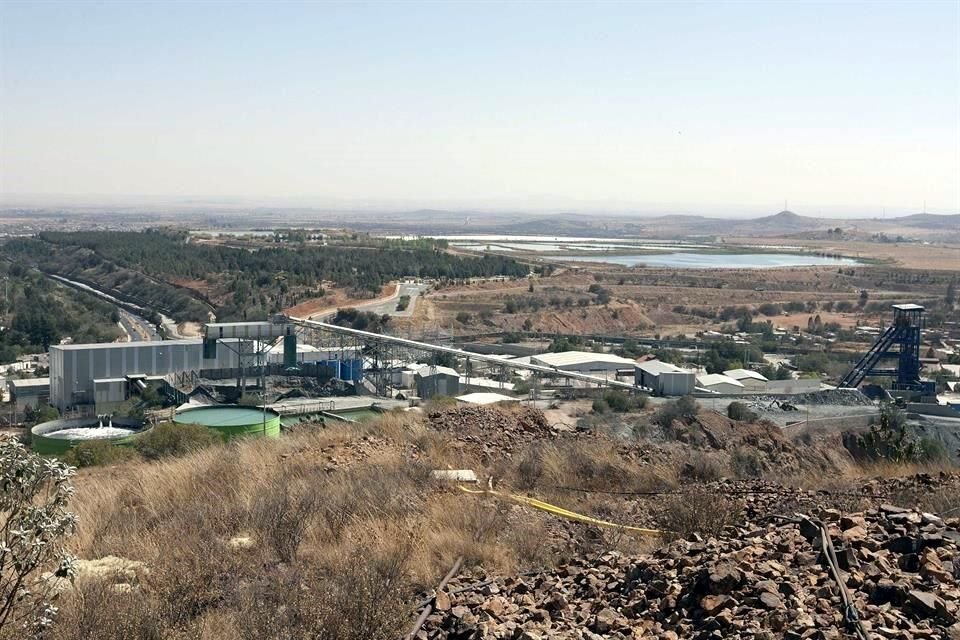 Fresnillo dijo que espera una producción atribuible de oro en el rango de 675 mil a 725 mil onzas en 2021.